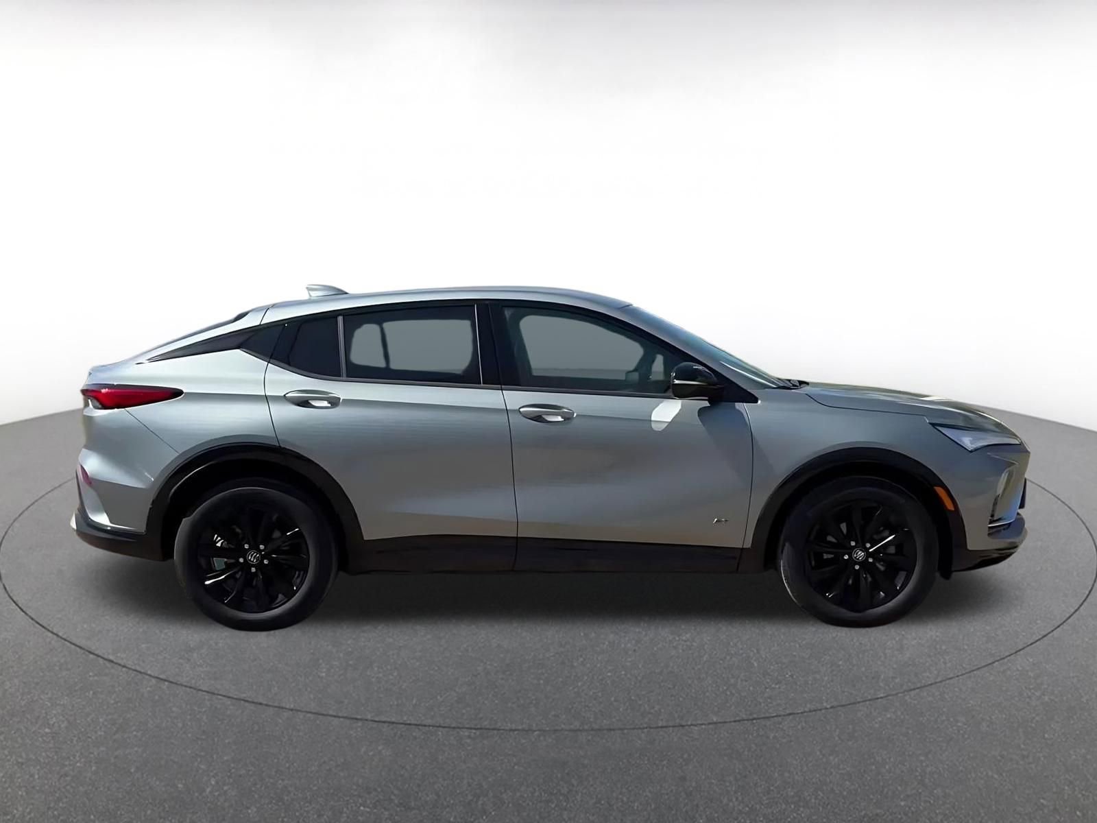 Used 2025 Buick Envista Sport Touring image 16