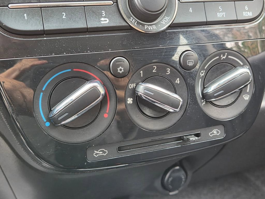 Used 2017 Mitsubishi Mirage ES image 26