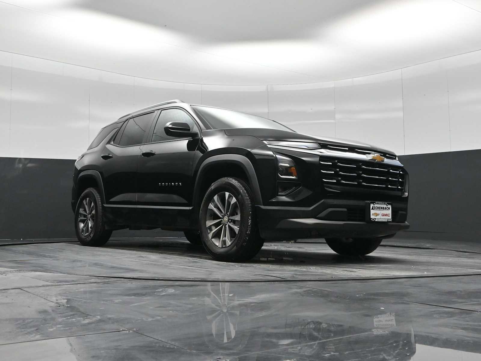 Used 2025 Chevrolet Equinox LT w/ Convenience Package II image 18