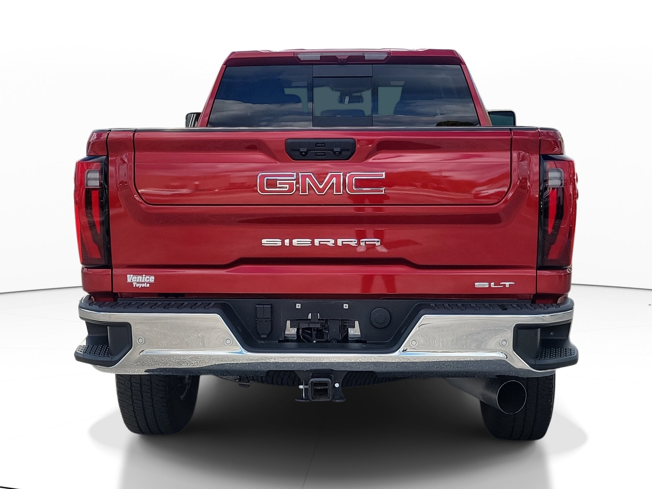 Used 2025 GMC Sierra 2500 SLT w/ SLT Premium Package image 5