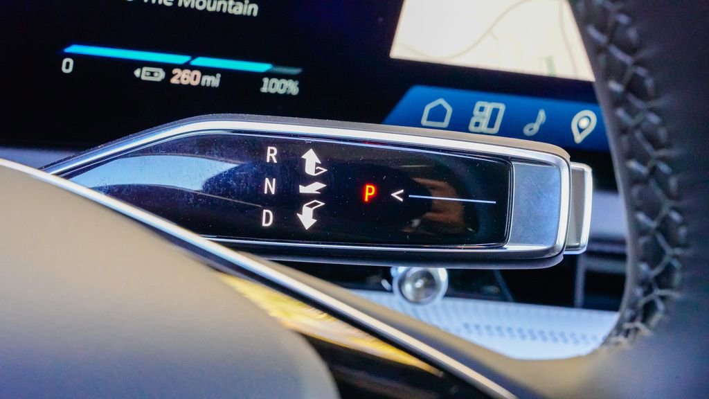 New 2026 Cadillac Optiq Sport 2 image 22