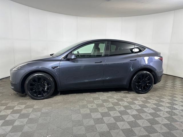 Used 2023 Tesla Model Y Long Range image 6