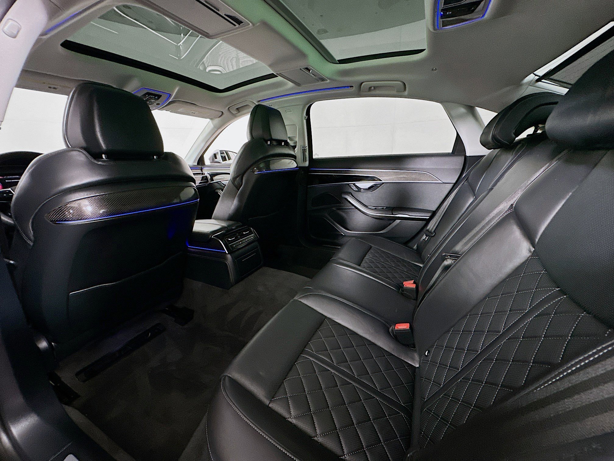 Used 2022 Audi S8 w/ S8 Executive Package image 26