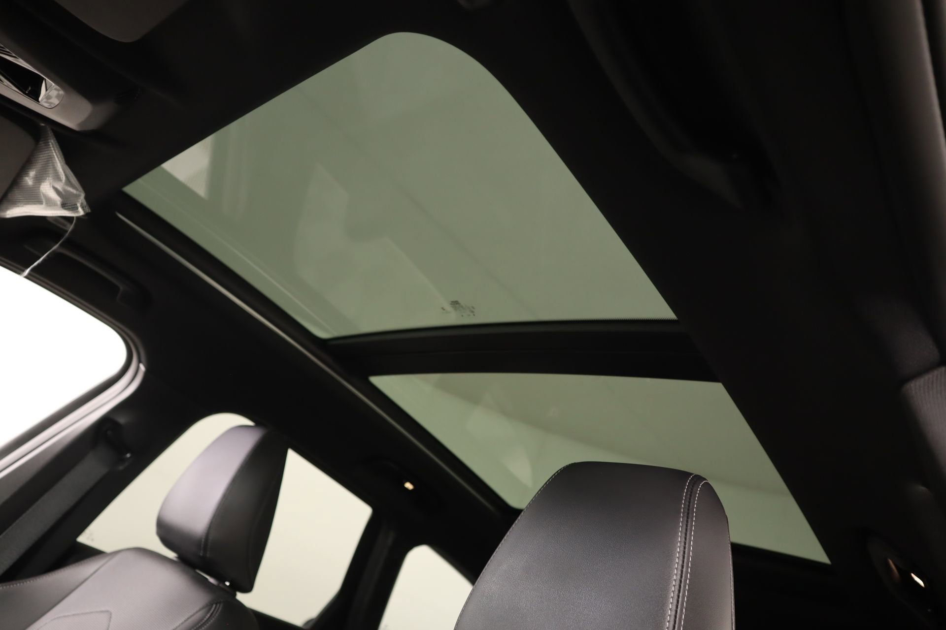 Used 2025 BMW X1 xDrive28i AWD/4WD image 15
