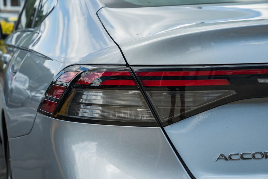 Used 2024 Honda Accord EX image 7