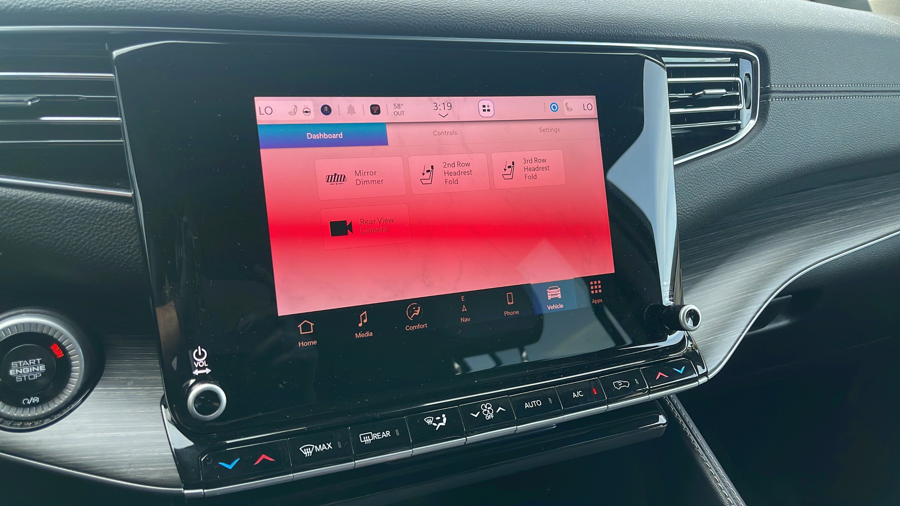 Used 2024 Jeep Wagoneer L Series III w/ Flexible Seating Group image 16