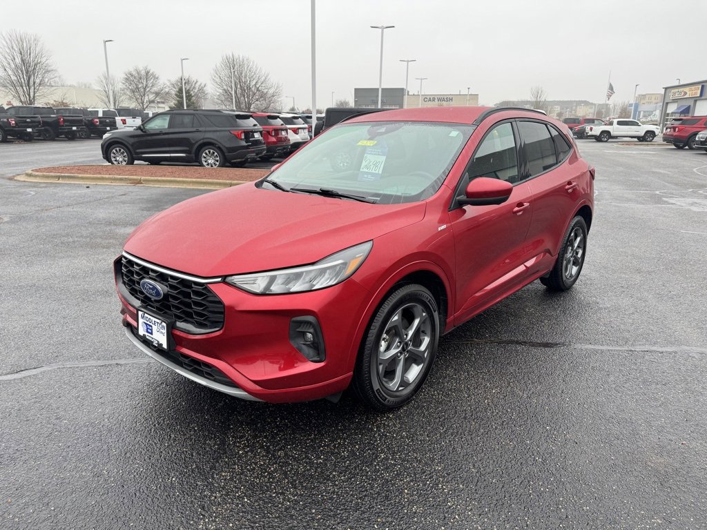 Certified 2024 Ford Escape ST-Line Select w/ Tech Pack #2 image 7
