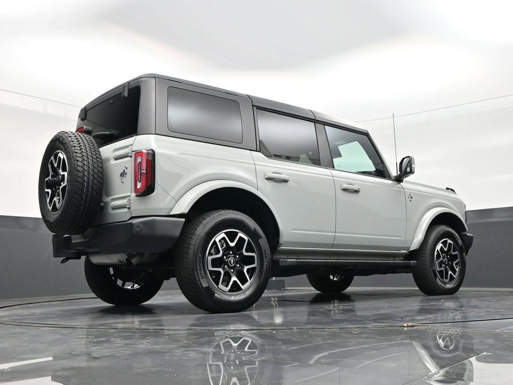 Used 2022 Ford Bronco Outer Banks AWD/4WD image 24
