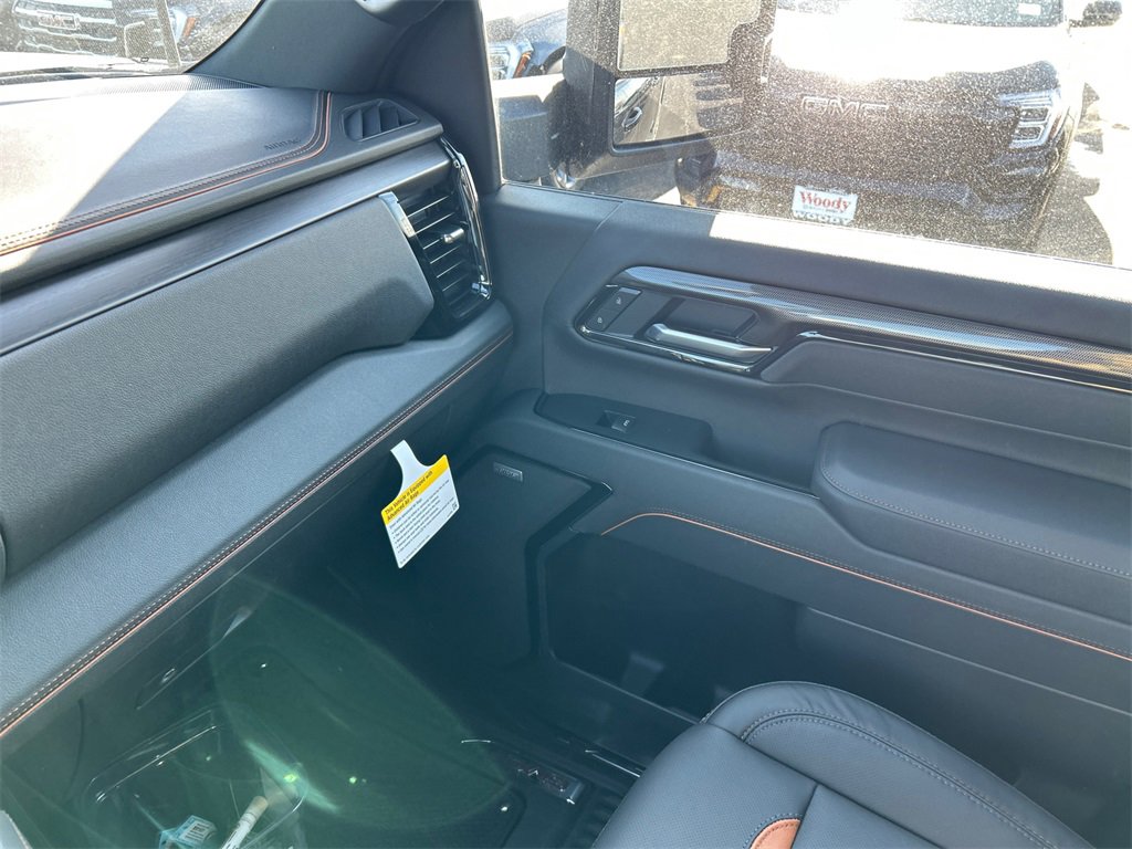 New 2026 GMC Sierra 3500 AT4 w/ AT4 Premium Plus Package image 30