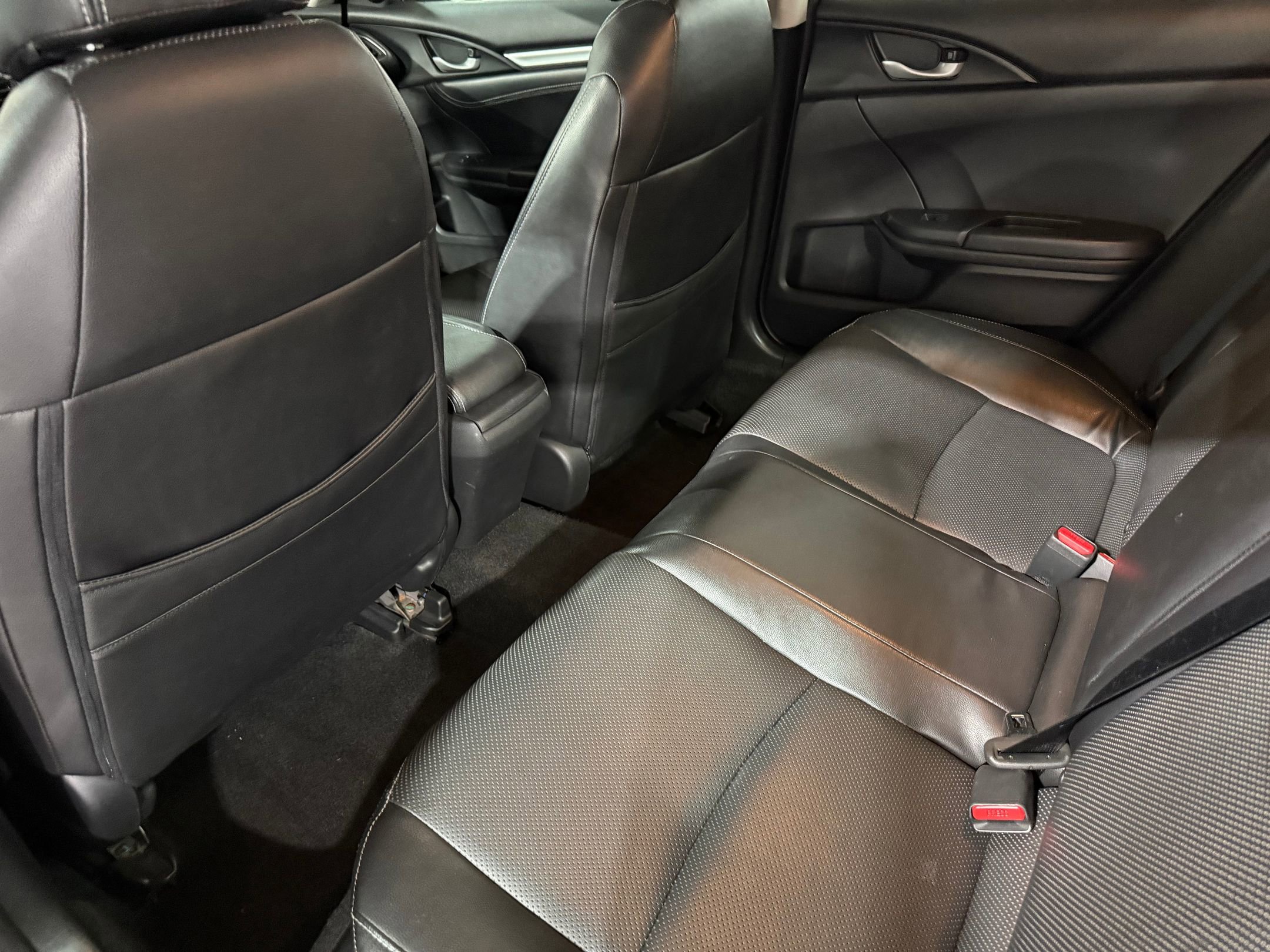 Used 2016 Honda Civic EX image 33