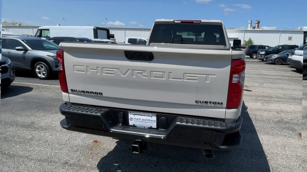 New 2026 Chevrolet Silverado 2500 Custom w/ Custom Value Package AWD/4WD image 9