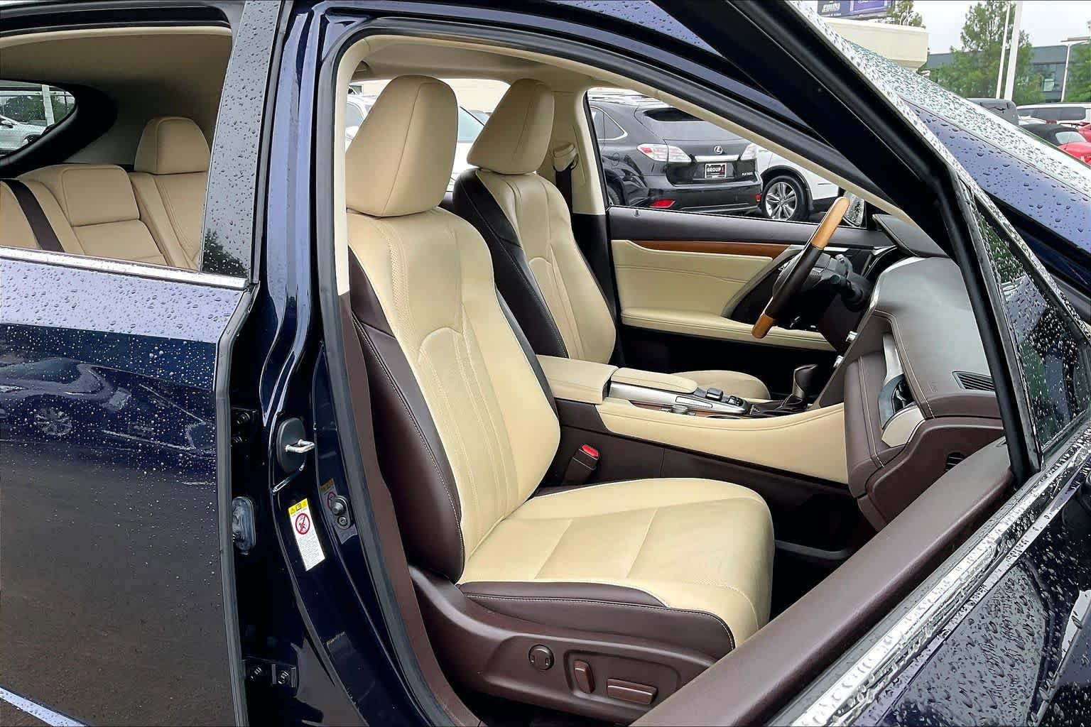 Used 2019 Lexus RX 350 FWD w/ Navigation Package image 8