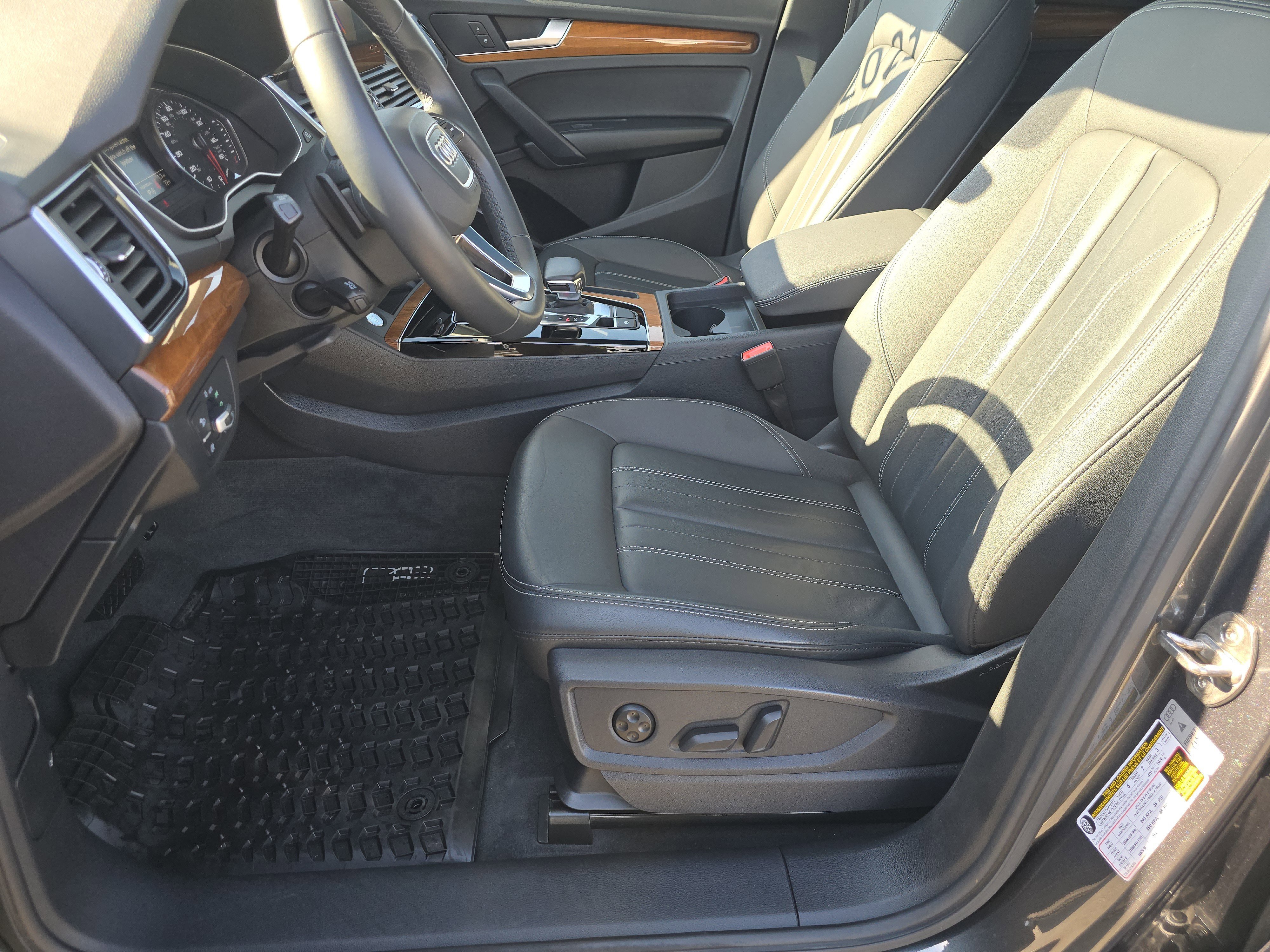 Certified 2023 Audi Q5 2.0T Premium w/ Convenience Package image 20