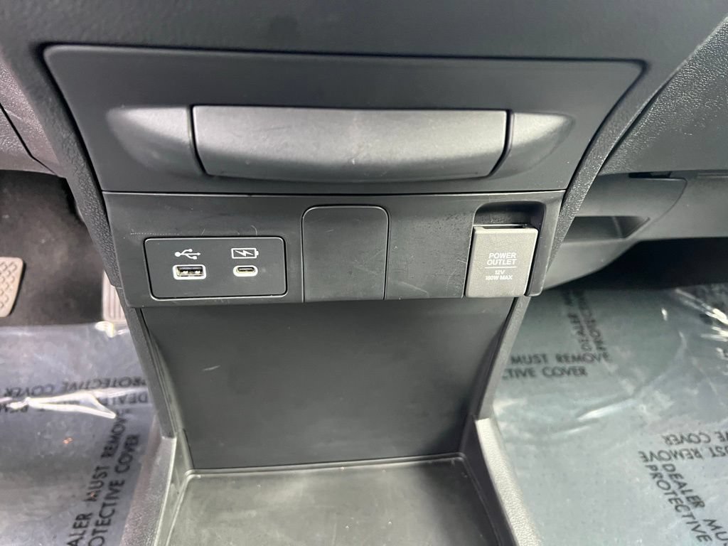 Used 2025 Honda Odyssey Sport-L image 40