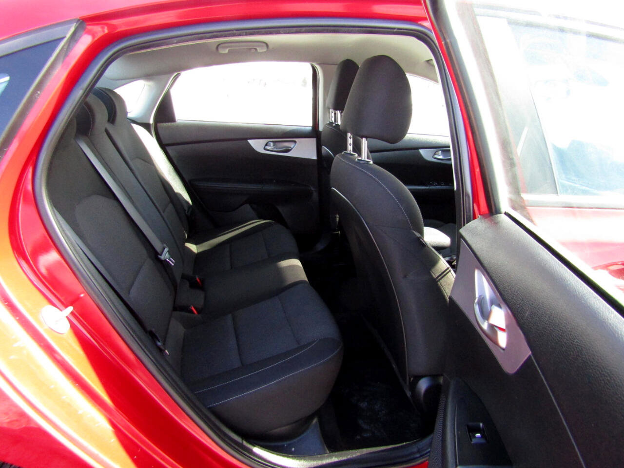 Used 2022 Kia Forte LXS image 23