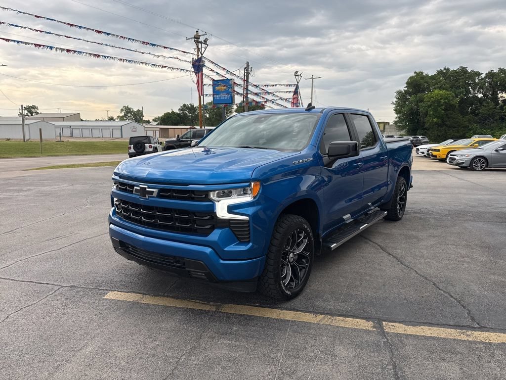 Used 2023 Chevrolet Silverado 1500 RST AWD/4WD image 8