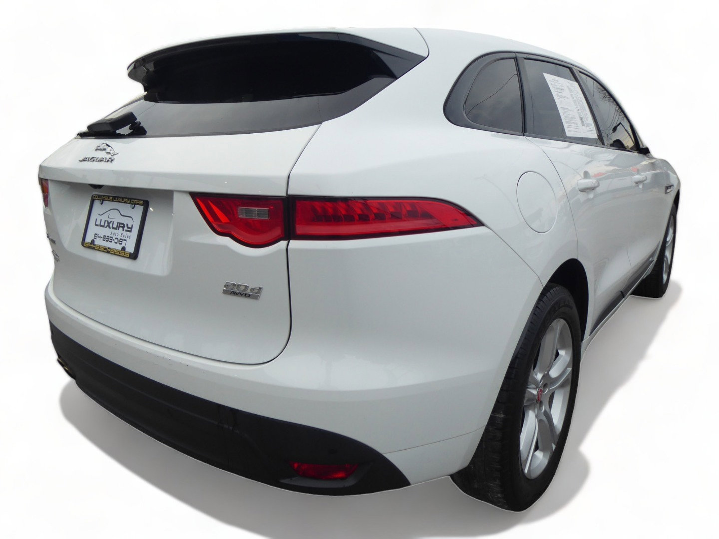 Used 2017 Jaguar F-PACE R-Sport image 11