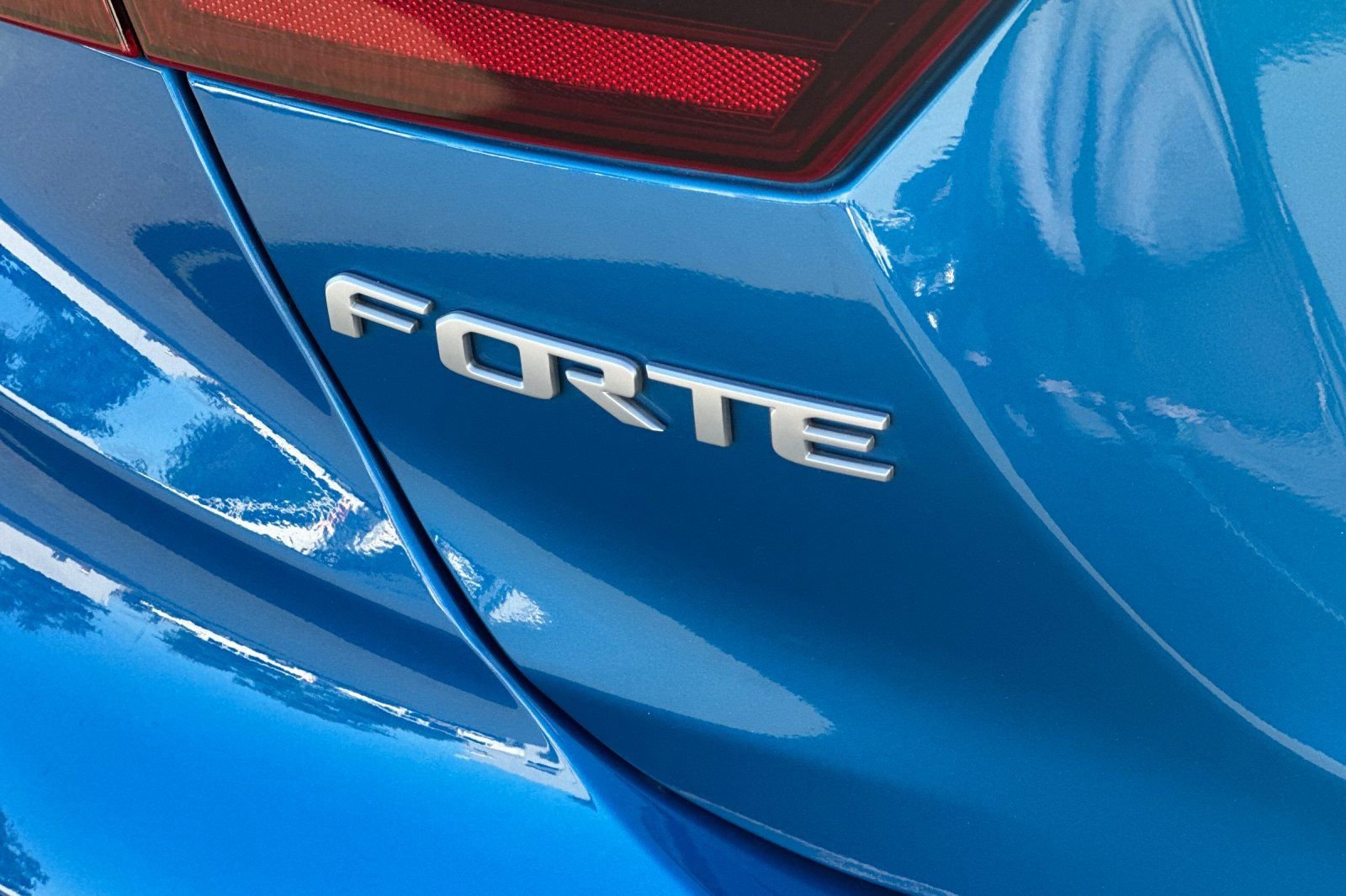 Used 2024 Kia Forte GT-Line w/ GT-Line Premium Package FWD image 21