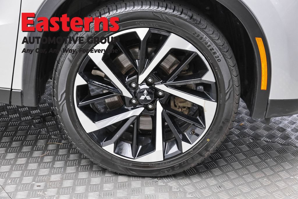 Used 2024 Mitsubishi Outlander SE AWD/4WD image 31