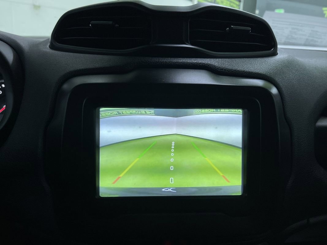Used 2021 Jeep Renegade Sport image 22
