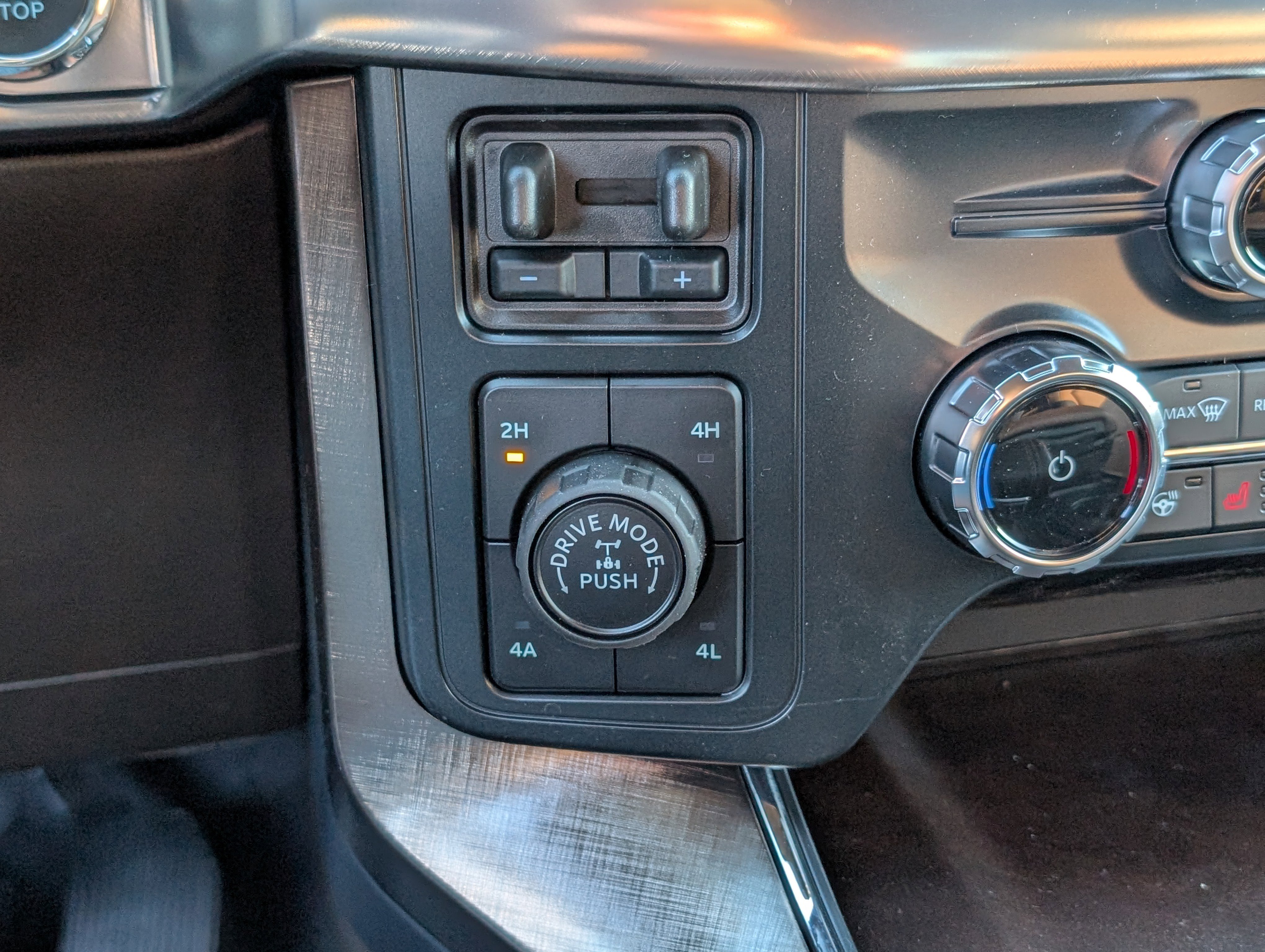 New 2026 Ford F150 King Ranch w/ Equipment Group 601A High image 27