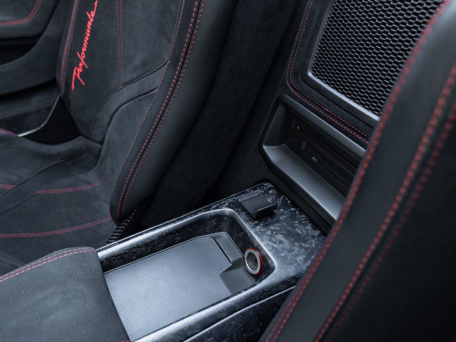 Used 2019 Lamborghini Huracan Performante image 50