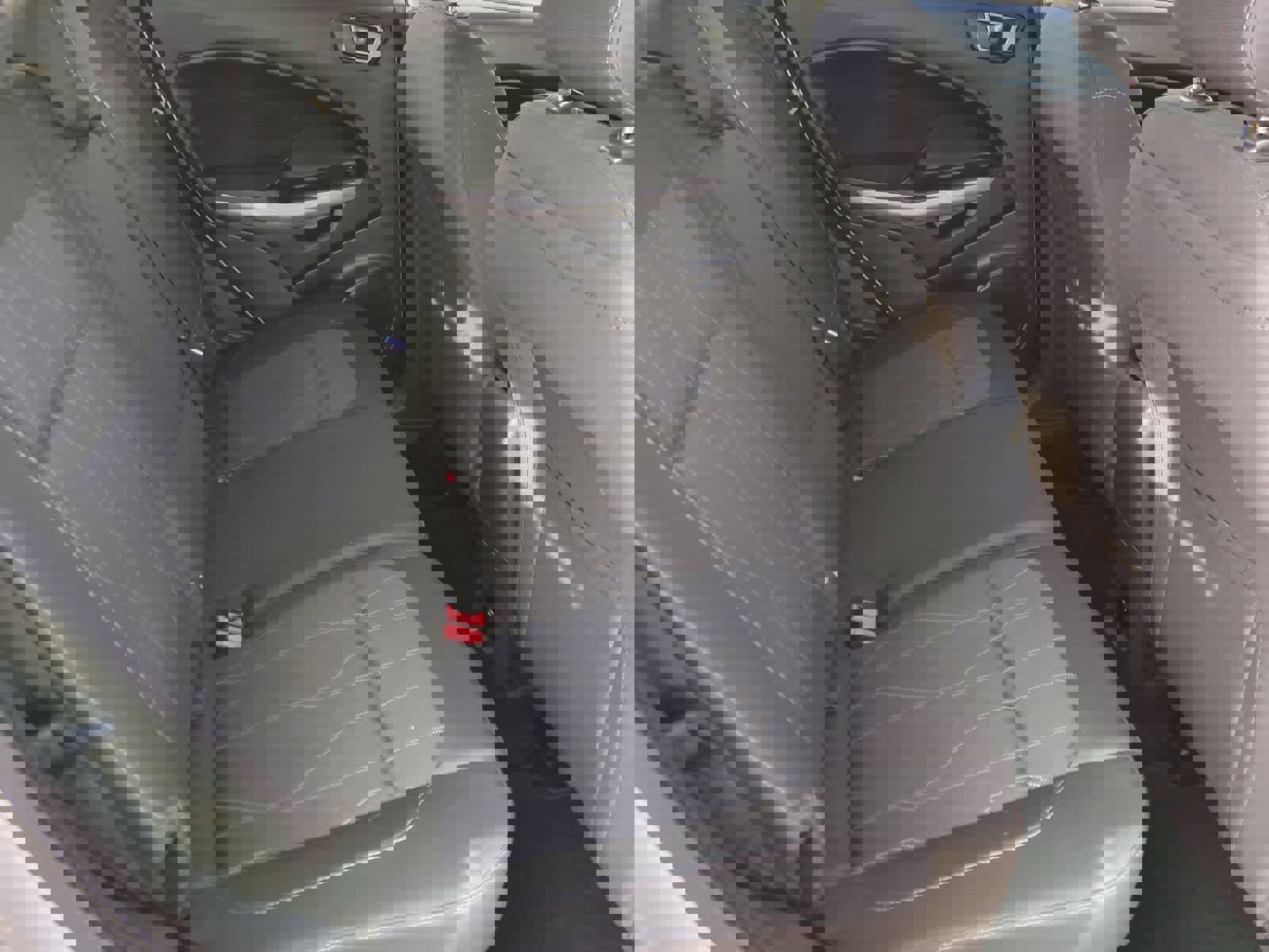 Used 2020 Ford EcoSport SE w/ SE Convenience Package image 21