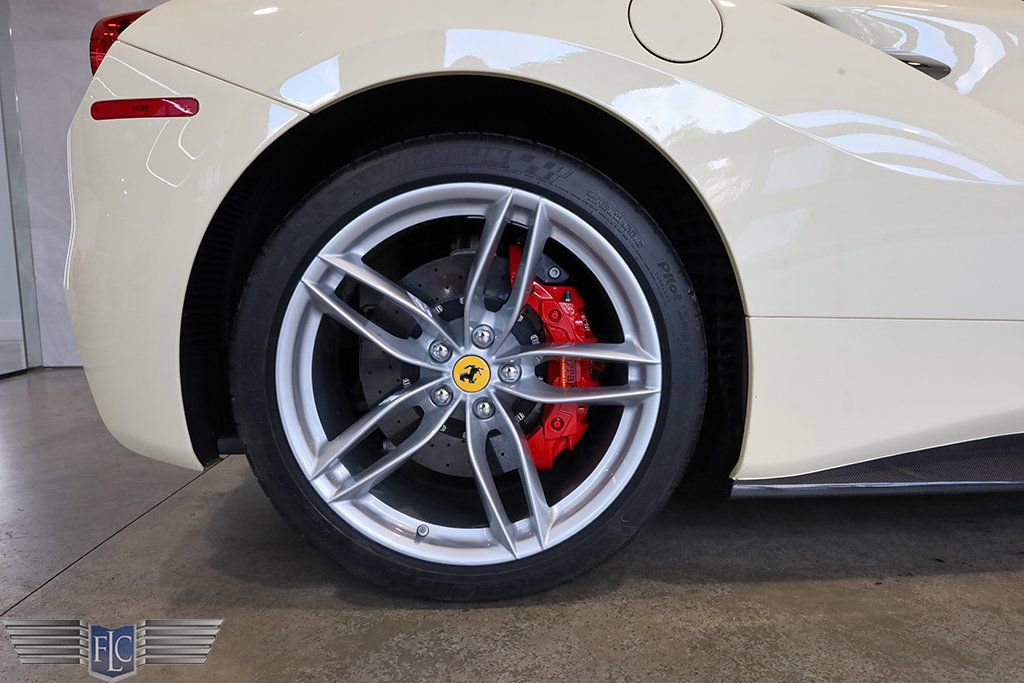 Used 2018 Ferrari 488 Spider RWD image 43