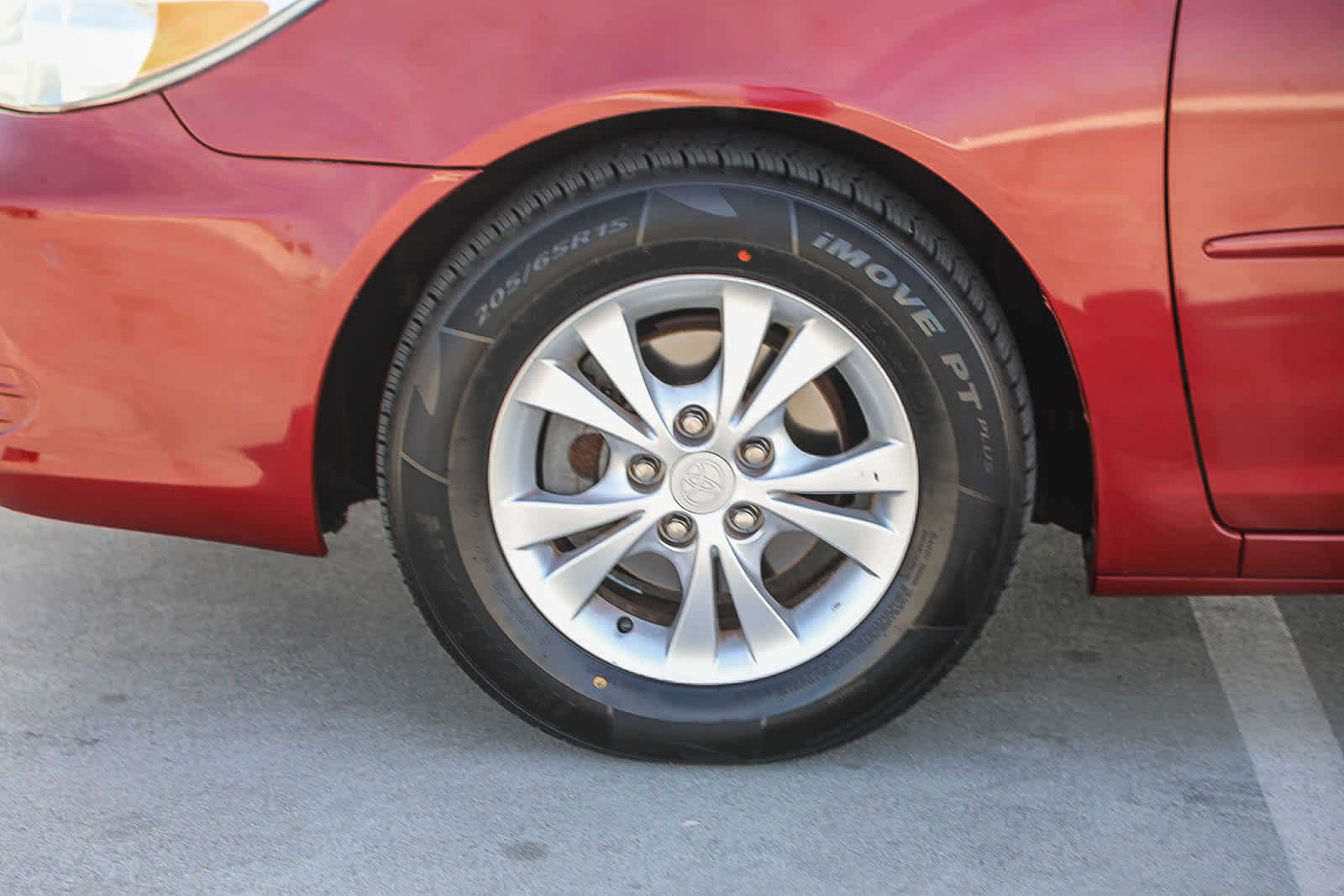 Used 2004 Toyota Camry LE image 9