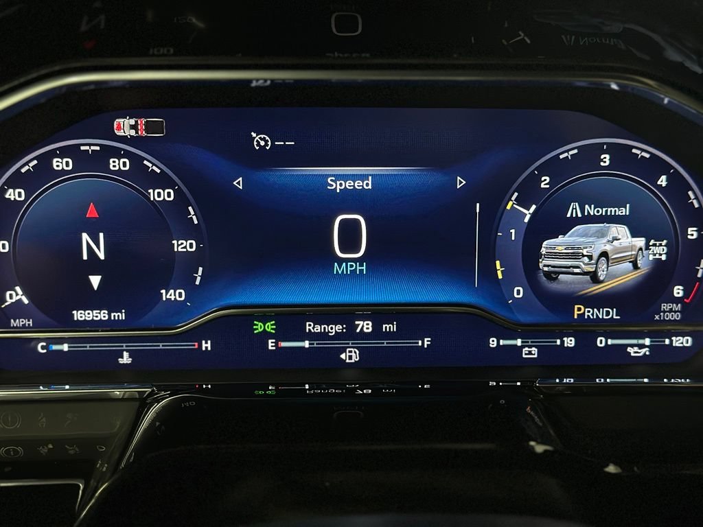 Used 2024 Chevrolet Silverado 1500 LT w/ Z71 Off-Road Package AWD/4WD image 6