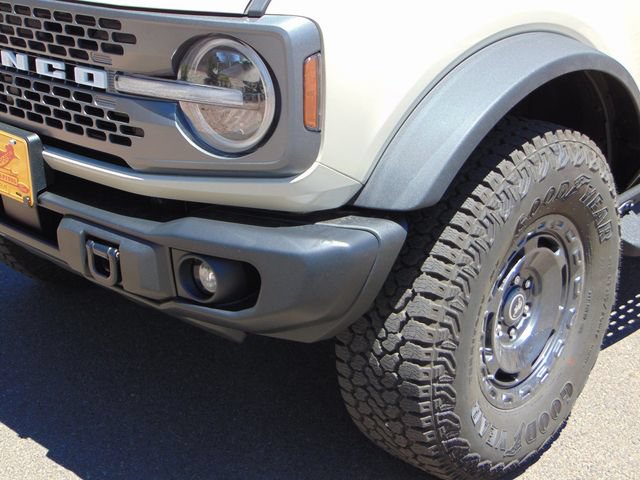 Certified 2025 Ford Bronco Badlands w/ Sasquatch Package AWD/4WD image 2