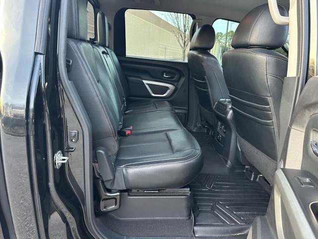 Used 2017 Nissan Titan SL image 14