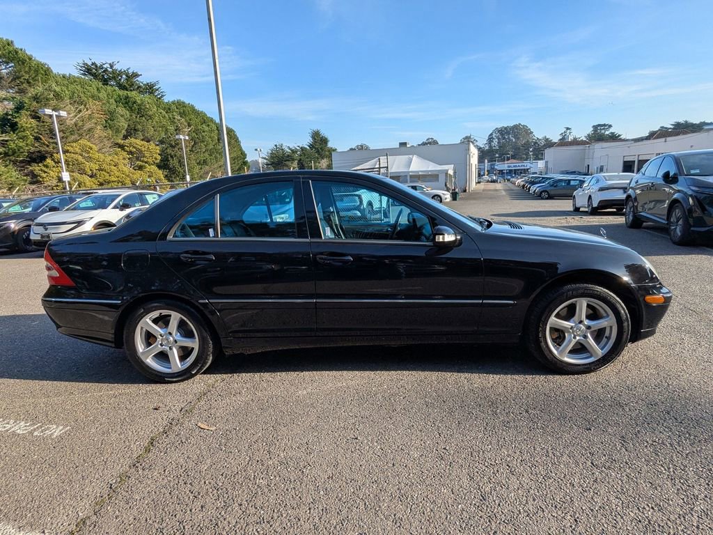 Used 2001 Mercedes-Benz C 320 Sedan image 2