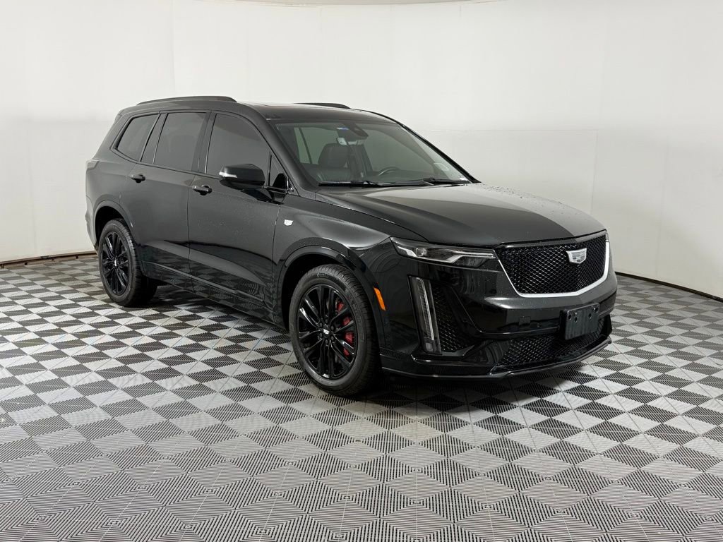 Certified 2023 Cadillac XT6 Sport w/ LPO, Onyx Lite Package image 2