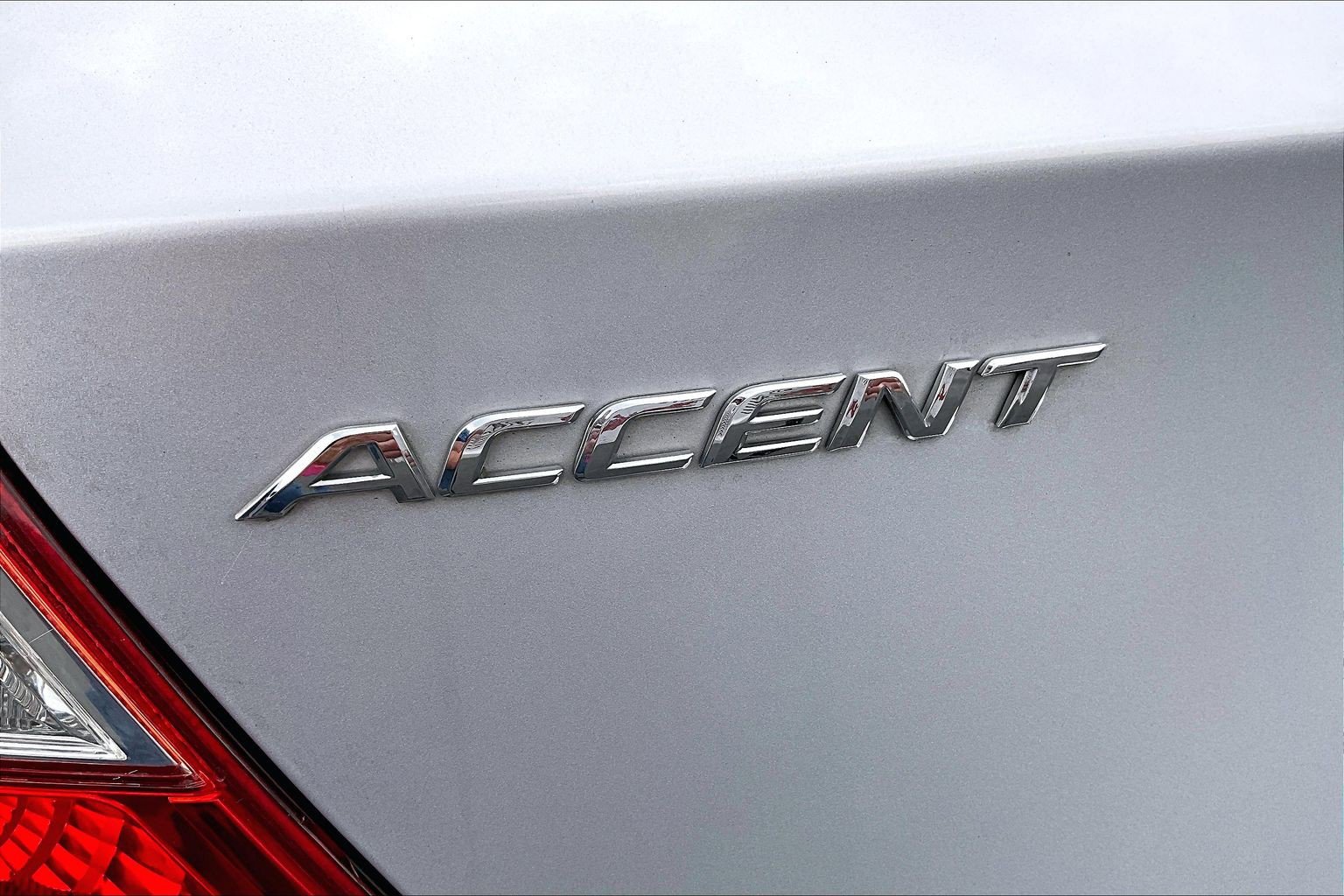 Used 2017 Hyundai Accent SE FWD image 26