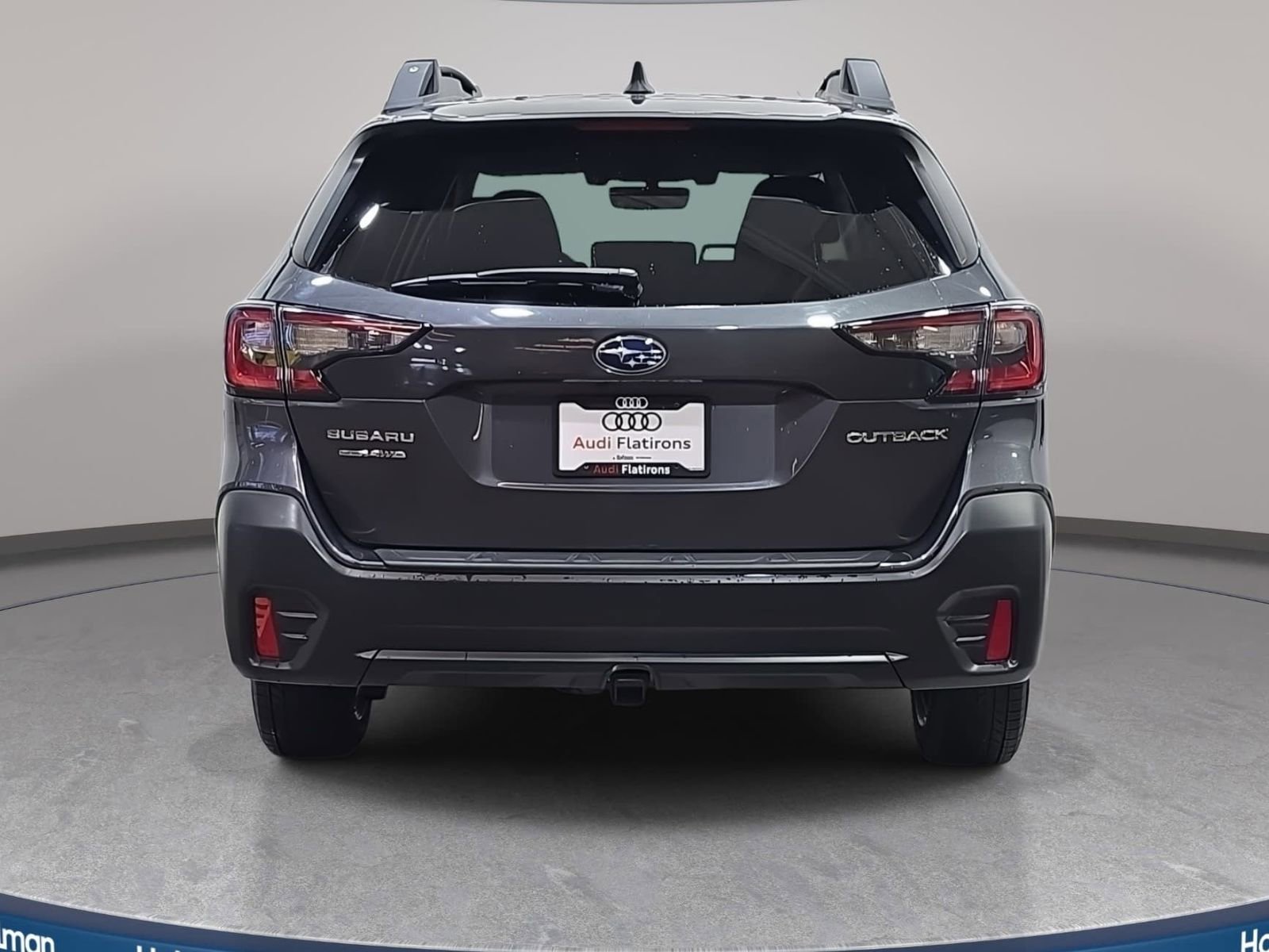 Used 2020 Subaru Outback Premium image 7