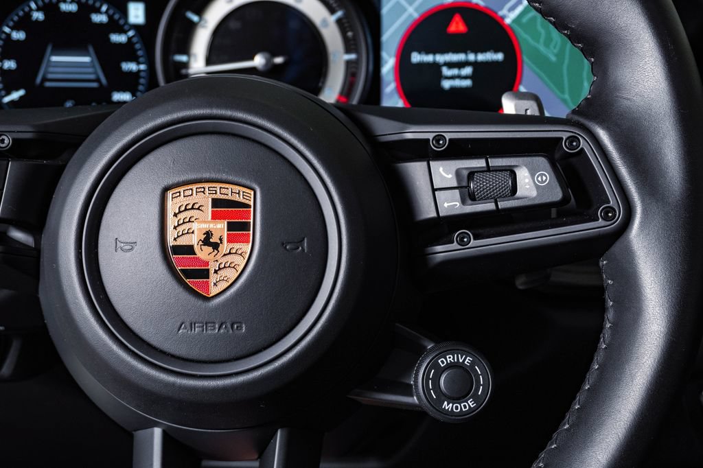 Certified 2020 Porsche 911 Carrera S RWD image 21