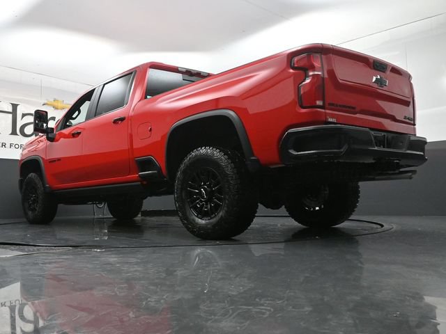 New 2026 Chevrolet Silverado 2500 ZR2 w/ LPO, Dark Essentials Package AWD/4WD image 5