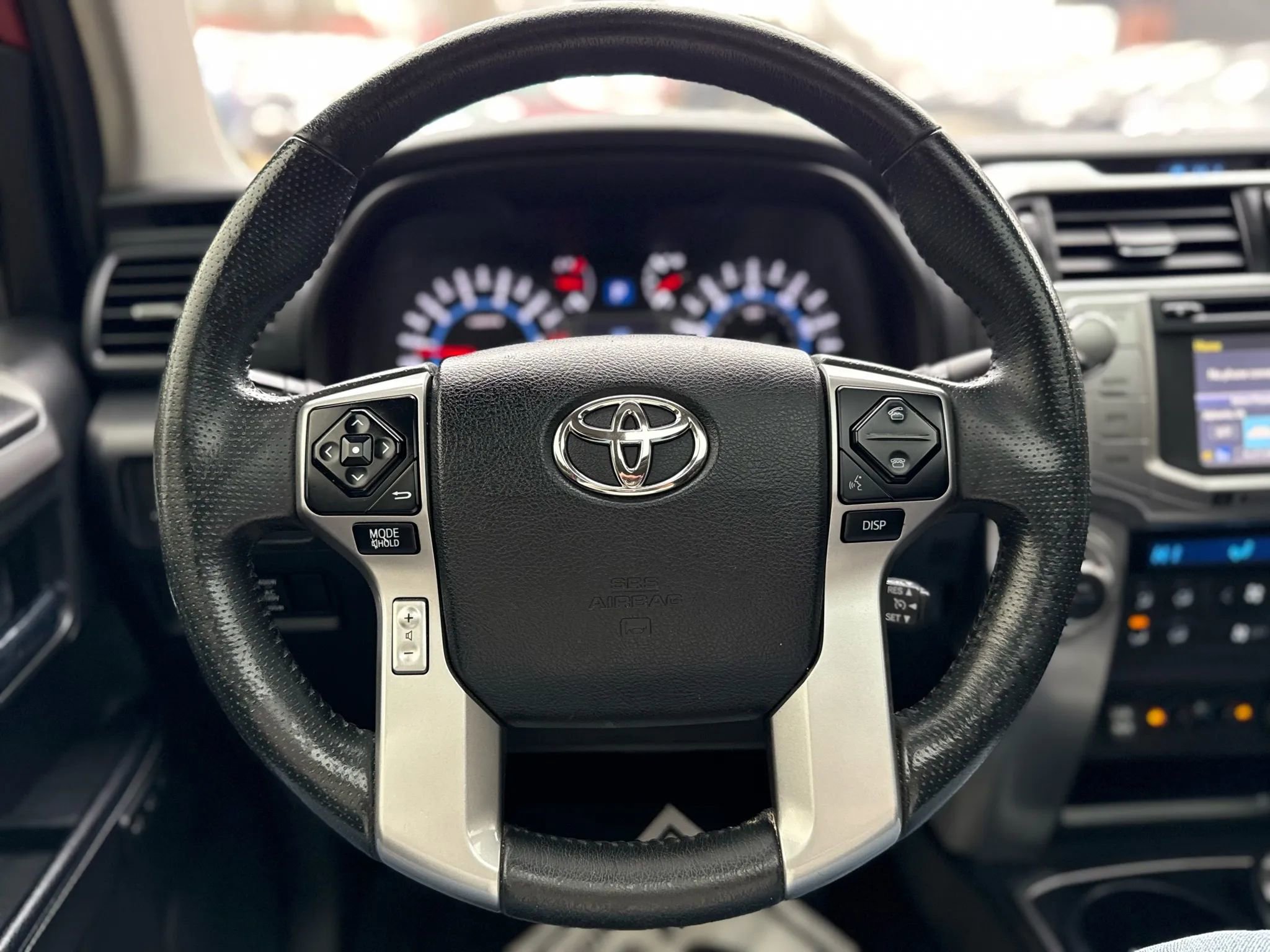 Used 2018 Toyota 4Runner Limited image 34