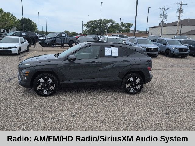 Used 2025 Hyundai Kona SEL AWD/4WD image 3