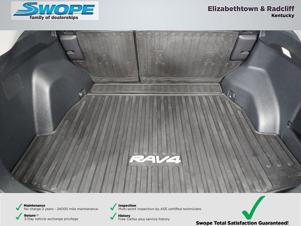 Used 2020 Toyota RAV4 LE image 14