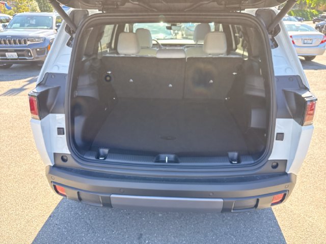 New 2026 Jeep Cherokee Limited AWD/4WD image 12