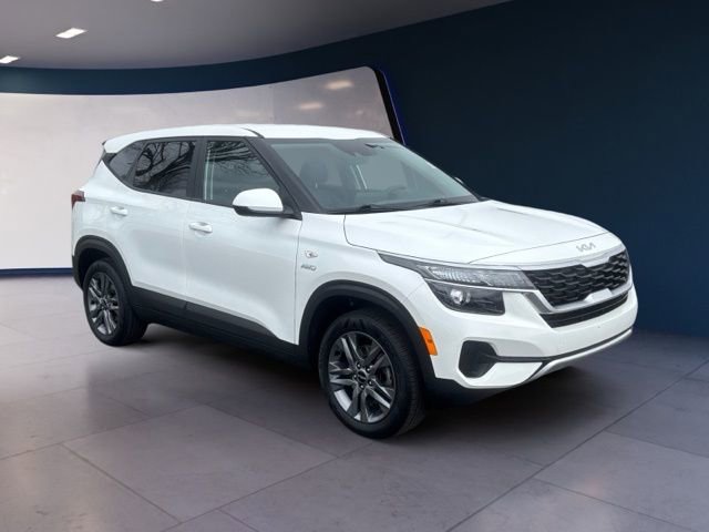 Used 2023 Kia Seltos LX image 7
