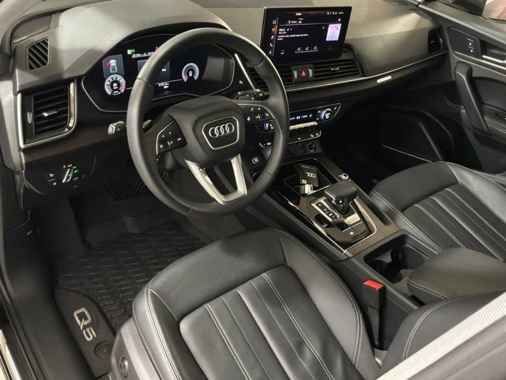 Used 2023 Audi Q5 2.0T Premium Plus w/ Premium Plus Package AWD/4WD image 15