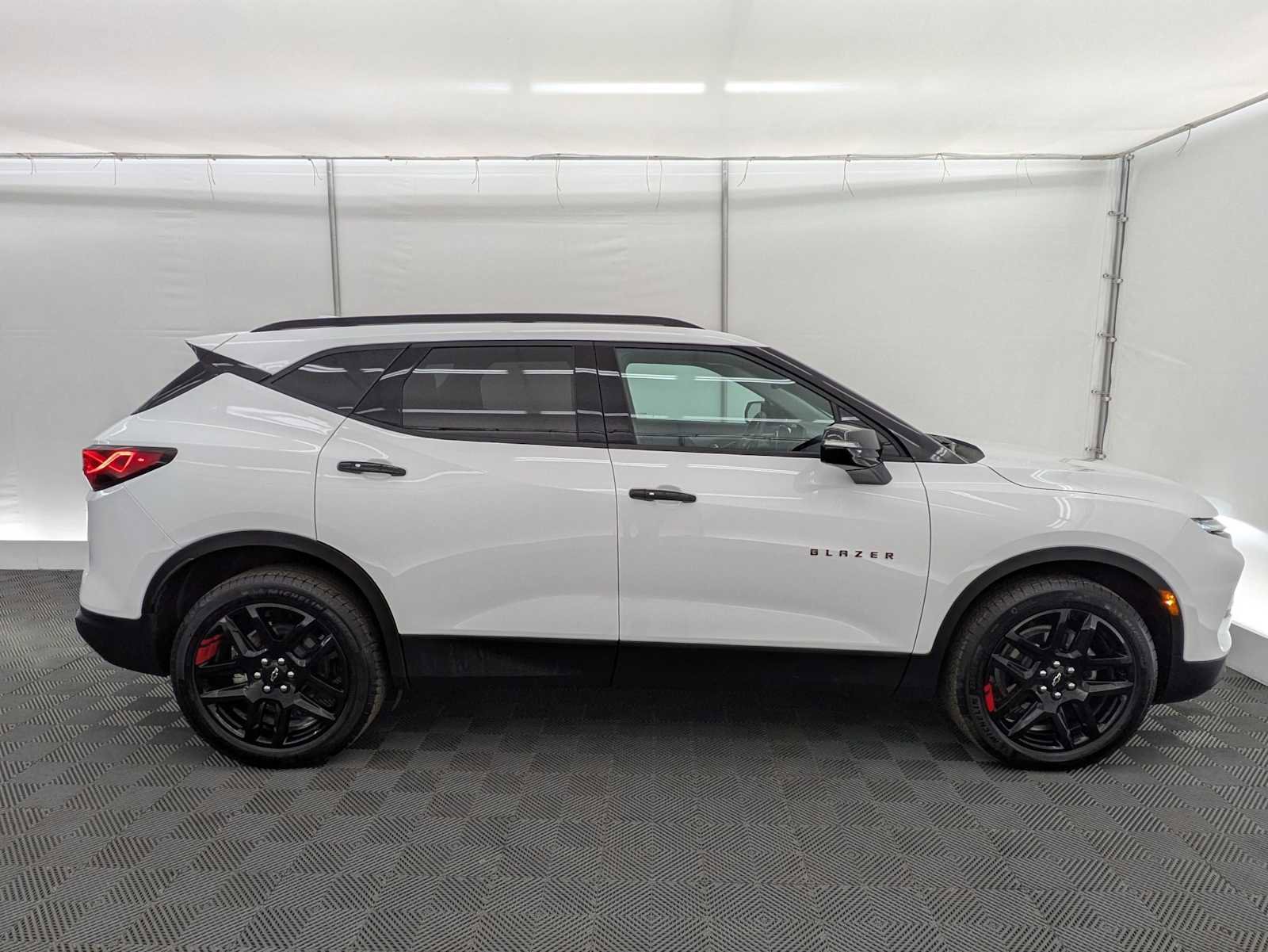 Used 2024 Chevrolet Blazer LT w/ Redline Edition image 7