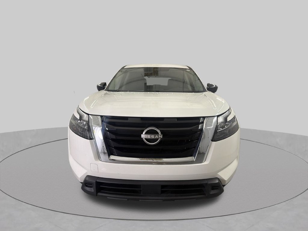 Used 2024 Nissan Pathfinder S FWD image 4