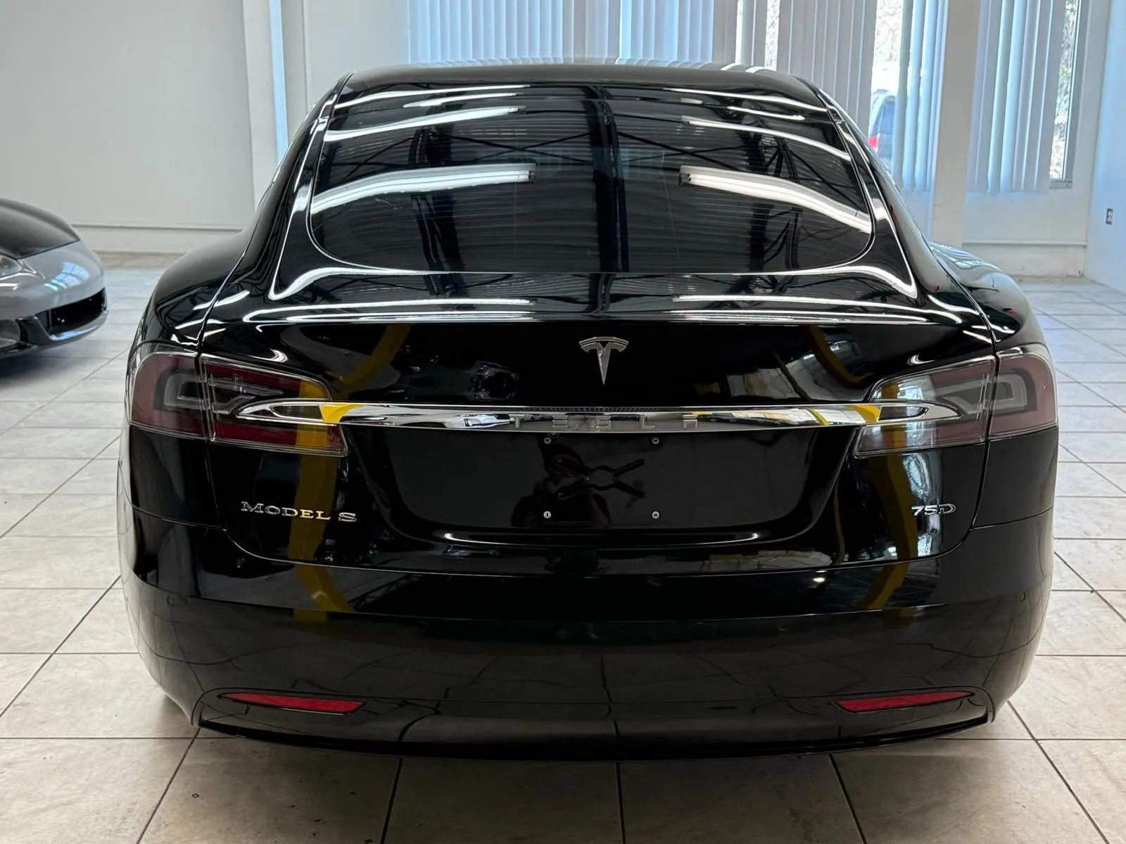 Used 2018 Tesla Model S 75D image 9