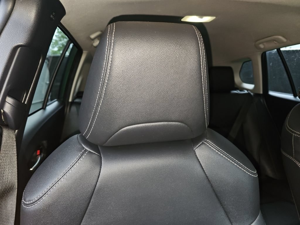 Used 2025 Toyota Corolla Cross XLE AWD/4WD image 12
