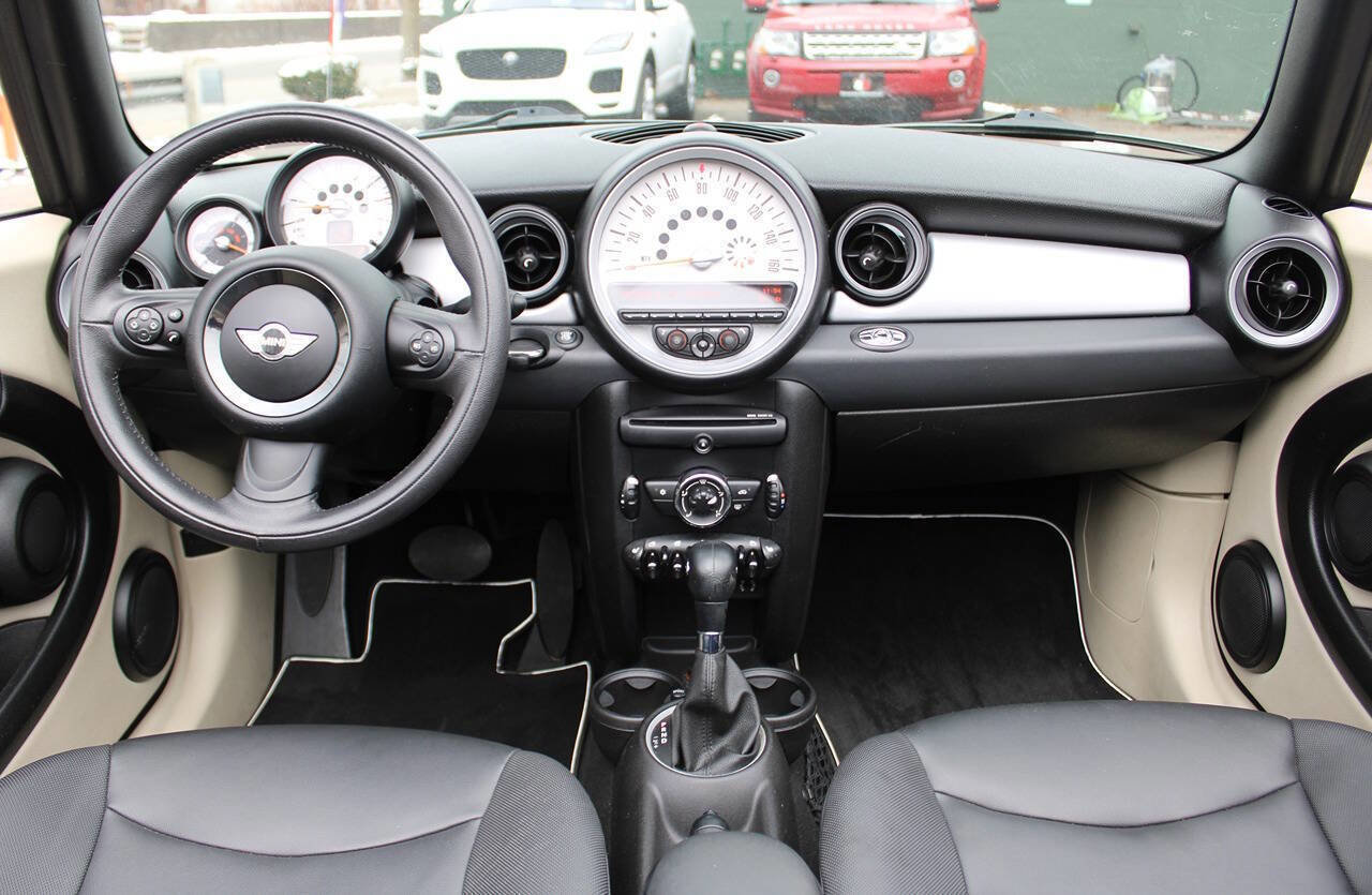 Used 2012 MINI Cooper Convertible image 14