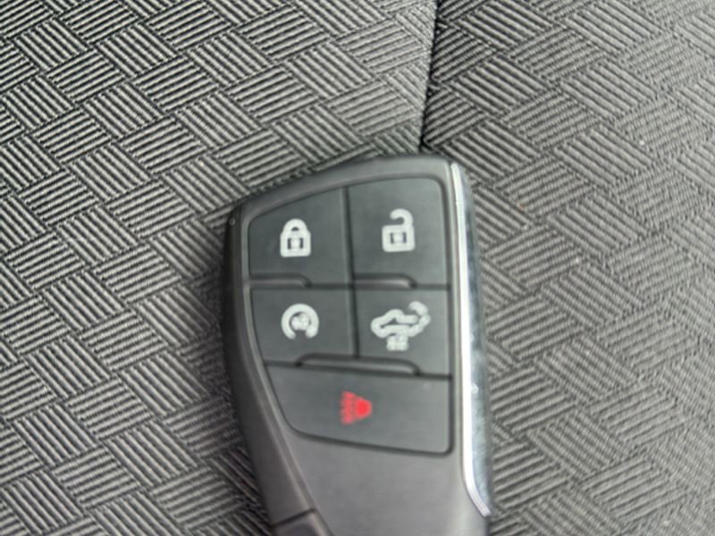 Used 2025 Chevrolet Silverado 1500 LT image 50